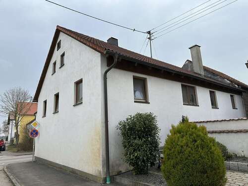 Foto - Haus zum Kaufen in Unterstall 235.000,00 € 220 m²