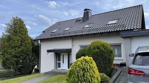 Foto - Haus zum Kaufen in Kalletal-Hohenhausen 308.000,00 € 225 m²