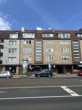 Foto - Haus zum Kaufen in Düsseldorf 2.150.000,00 € 674 m²