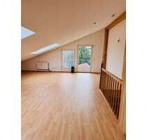 Wohnung zum Mieten in Frankfurt 1.100,00 € 90 m²