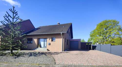 Foto - Haus zum Kaufen in Bedburg 549.000,00 € 150 m²