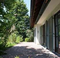 Haus zum Mieten in Mühldorf a. Inn 1.800,00 € 252 m²