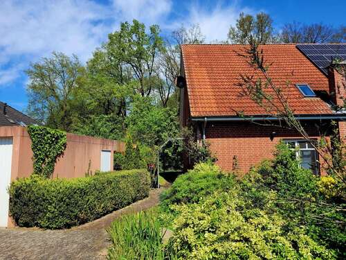 Foto - Haus zum Kaufen in Hodenhagen 239.000,00 € 109 m²