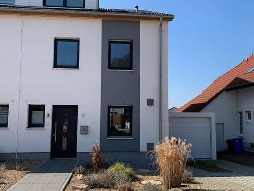 Foto - Haus zum Kaufen in Hofheim am Taunus (Langenhain) 810.000,00 € 153 m²