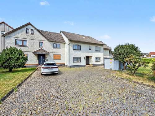Foto - Haus zum Kaufen in Wächtersbach 265.000,00 € 238.24 m²
