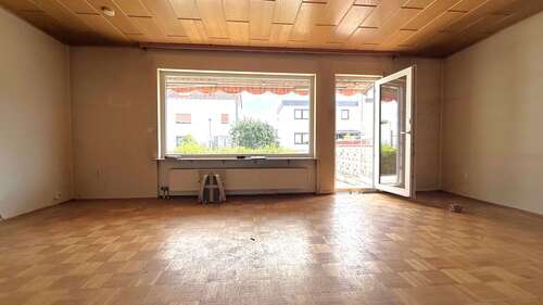 Foto - Haus zum Kaufen in Karben-Petterweil 330.000,00 € 120 m²