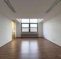 Wohnung zum Mieten in Stuttgart 1.745,00 € 135 m²