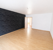 Wohnung zum Kaufen in Pforzheim 199.000,00 € 83.93 m²