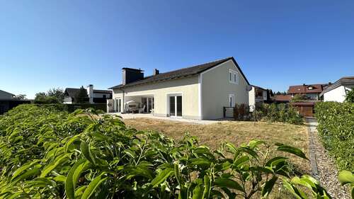 Foto - Haus zum Kaufen in Burgkirchen an der Alz - Holzen 720.000,00 € 256 m²
