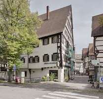 Haus zum Kaufen in Bad Urach 495.000,00 € 445 m²