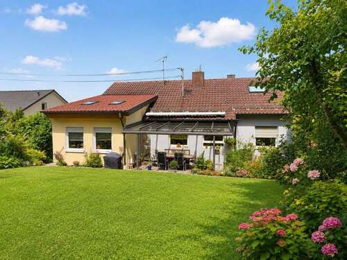 Foto - Haus zum Kaufen in Dettingen 590.000,00 € 215 m²