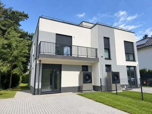 Foto - Haus zum Kaufen in Berlin 695.000,00 € 150 m²