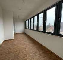 Wohnung zum Mieten in Halle (Saale) 1.607,16 € 133.93 m²