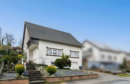 Foto - Haus zum Kaufen in Blieskastel Bierbach 275.000,00 € 180 m²