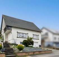 Haus zum Kaufen in Blieskastel Bierbach 275.000,00 € 180 m² - Blieskastel / Bierbach