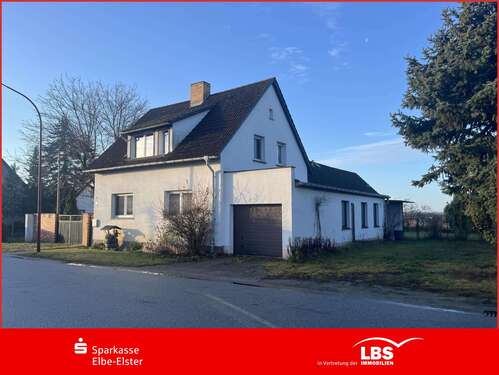 Foto - Haus zum Kaufen in Finsterwalde 196.000,00 € 140 m²