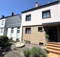 Haus zum Kaufen in Hofheim am Taunus 597.000,00 € 210 m²