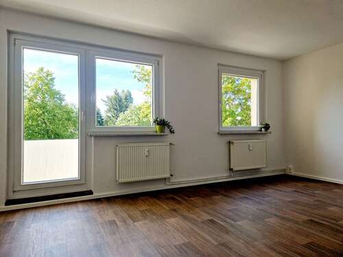 Foto - Wohnung zum Mieten in Glauchau 420,00 € 67.17 m²