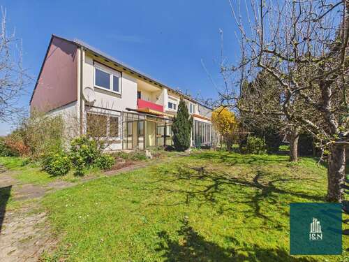 Foto - Haus zum Kaufen in Sachsenheim 399.000,00 € 120 m²