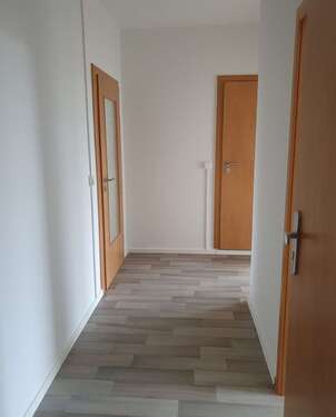 Foto - Wohnung zum Mieten in Glauchau 420,00 € 66.82 m²
