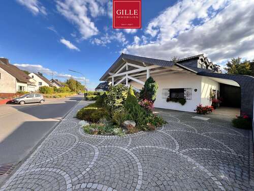 Foto - Haus zum Kaufen in Neuss 710.000,00 € 277 m²