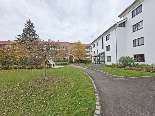 Foto - Wohnung zum Mieten in Unterhaching 1.215,00 € 74.06 m²