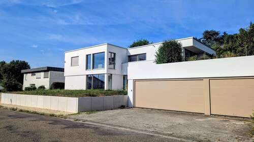 Foto - Haus zum Kaufen in Plüderhausen 1.790.000,00 € 260 m²