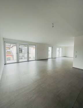 Foto - Wohnung zum Mieten in Eschborn 2.160,00 € 149.18 m²
