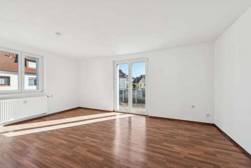 Foto - Haus zum Kaufen in Stuttgart - Zuffenhausen 880.000,00 € 195.47 m²