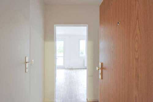 Foto - Wohnung zum Mieten in Halle 258,00 € 32.16 m²