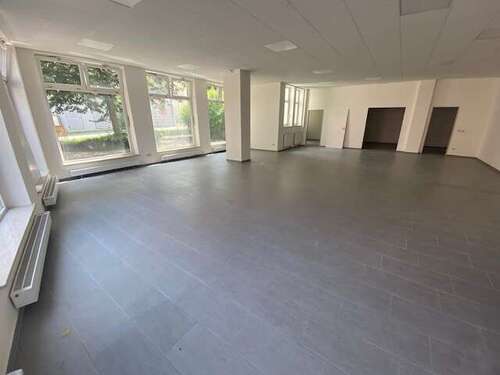 Foto - Einzelhandel in Kempten (Allgäu) 2.380,00 € 106 m²