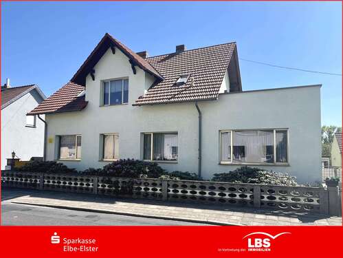 Foto - Haus zum Kaufen in Tröbitz 178.000,00 € 181 m²