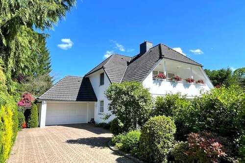 Foto - Haus zum Kaufen in Hamburg-Bergstedt 1.950.000,00 € 200 m²