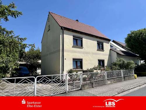 Foto - Haus zum Kaufen in Elsterwerda 105.000,00 € 114 m²