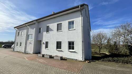 Foto - Haus zum Kaufen in Unseburg 369.000,00 € 490 m²