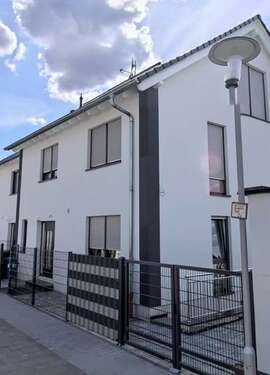 Foto - Haus zum Kaufen in Erzhausen 750.000,00 € 181 m²