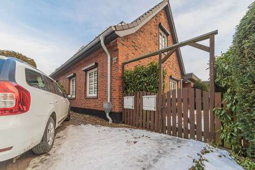 Foto - Haus zum Kaufen in Wedel 539.900,00 € 176 m²