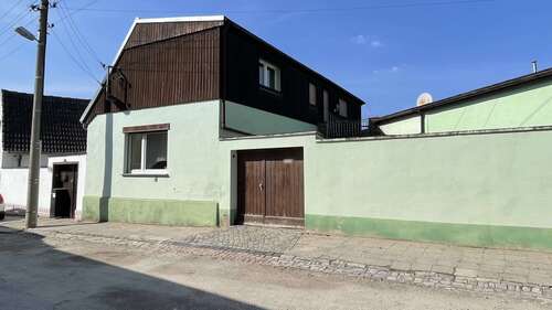 Foto - Haus zum Kaufen in Könnern 62.000,00 € 90 m²