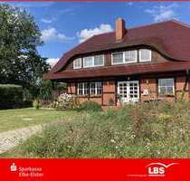 Haus zum Kaufen in Lieskau 427.000,00 € 230 m²