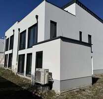 Büro in Hofheim am Taunus-Diedenbergen, Main-Taunus-Kreis 3.900,00 € 213 m²