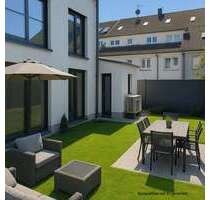 Haus zum Mieten in Hofheim am Taunus-Diedenbergen, Main-Taunus-Kreis 3.900,00 € 213 m²