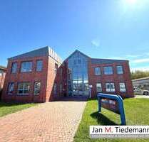 Büro in Lübeck 385,00 € 35 m² - 385,00&nbsp;EUR Kaltmiete, ca.&nbsp; 35,00&nbsp;m&sup2; in Lübeck (PLZ: 23556)