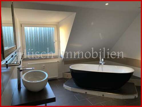 Foto - Wohnung zum Kaufen in Essen Überruhr-Hinsel 325.000,00 € 139.91 m²