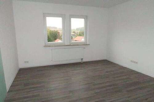 Foto - Wohnung zum Mieten in Nieste 800,00 € 100 m²