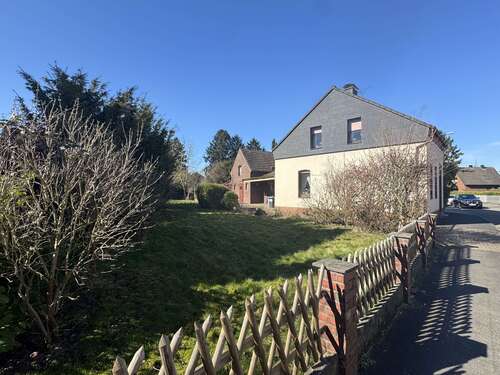 Foto - Haus zum Kaufen in Duisburg 218.000,00 € 100 m²