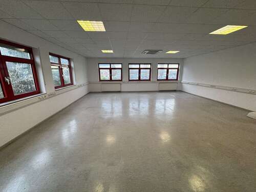 Foto - Büro in Kehl 2.000,00 € 250 m² - 2.000,00 EUR Kaltmiete, ca.  250,00 m²