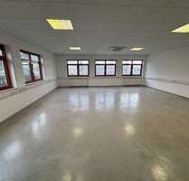 Büro in Kehl 2.000,00 € 250 m² - 2.000,00 EUR Kaltmiete, ca.  250,00 m² in Kehl (PLZ: 77694)