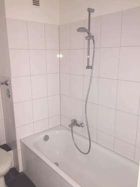 Foto - Wohnung zum Mieten in Duisburg 699,00 € 74 m²