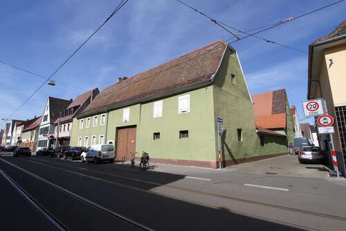 Foto - Haus zum Kaufen in Mannheim 1.100.000,00 € 260 m²