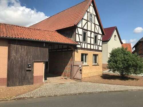 Foto - Haus zum Kaufen in Niederorschel 75.000,00 € 420 m²